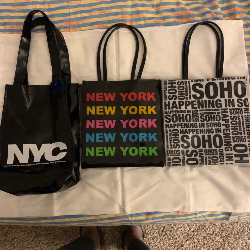 Tote bags